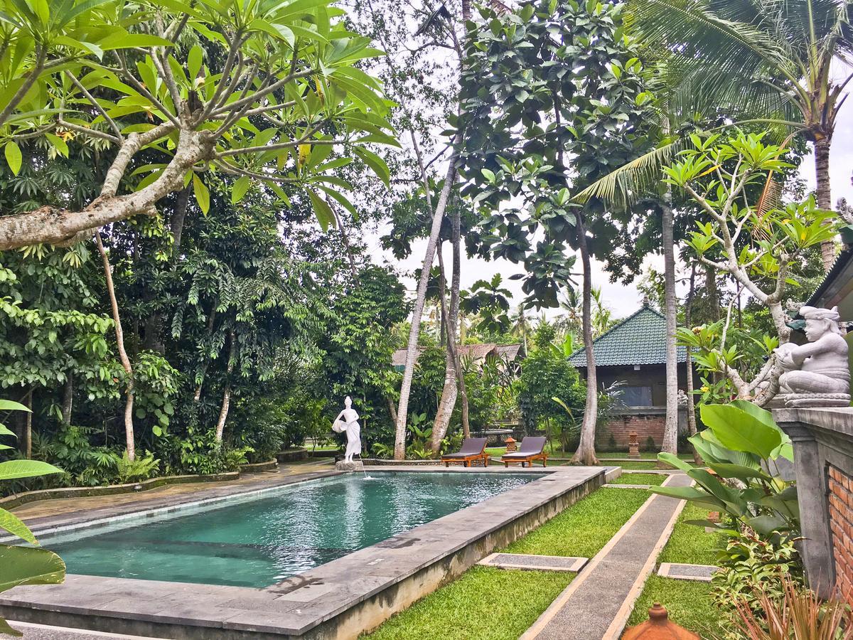 Wana Ukir Ubud Hotel Exterior foto