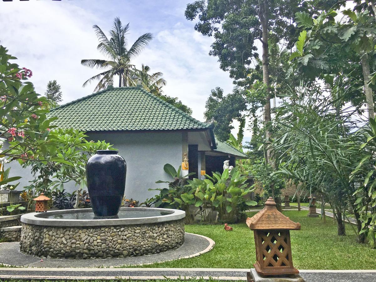 Wana Ukir Ubud Hotel Exterior foto